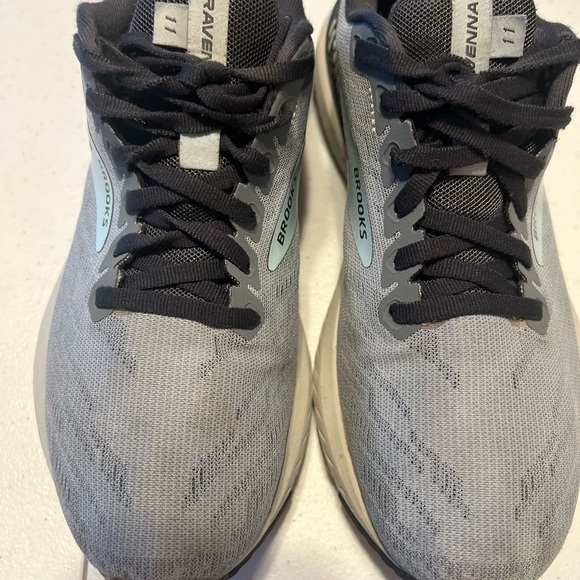 Brooks Gray Athletic Shoes - Picture 2 of 8